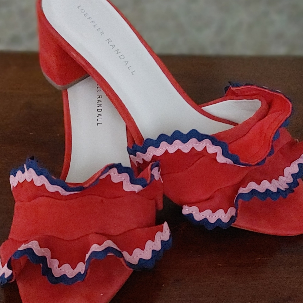 Women's shoes